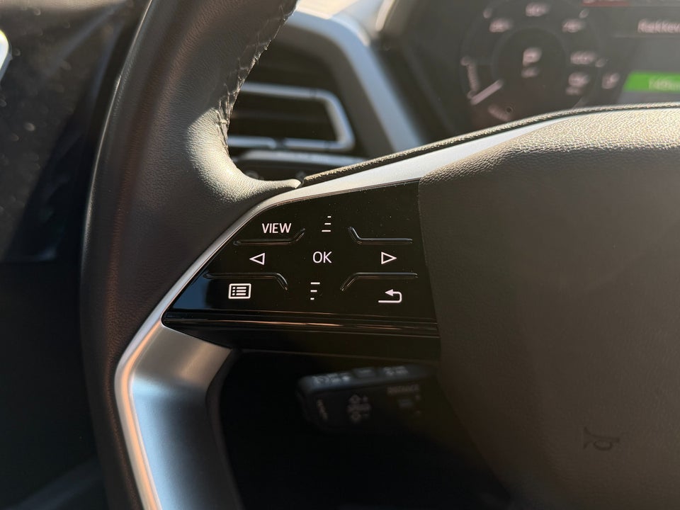 Audi Q4 e-tron 40 Advanced 5d