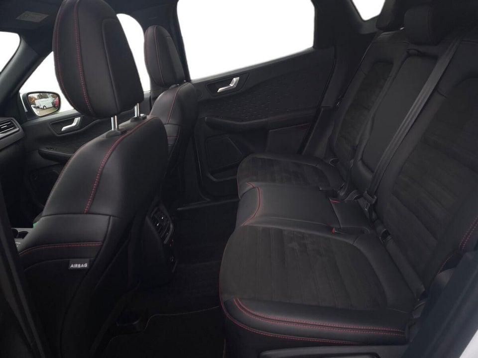 Ford Kuga 2,5 PHEV ST-Line X CVT 5d