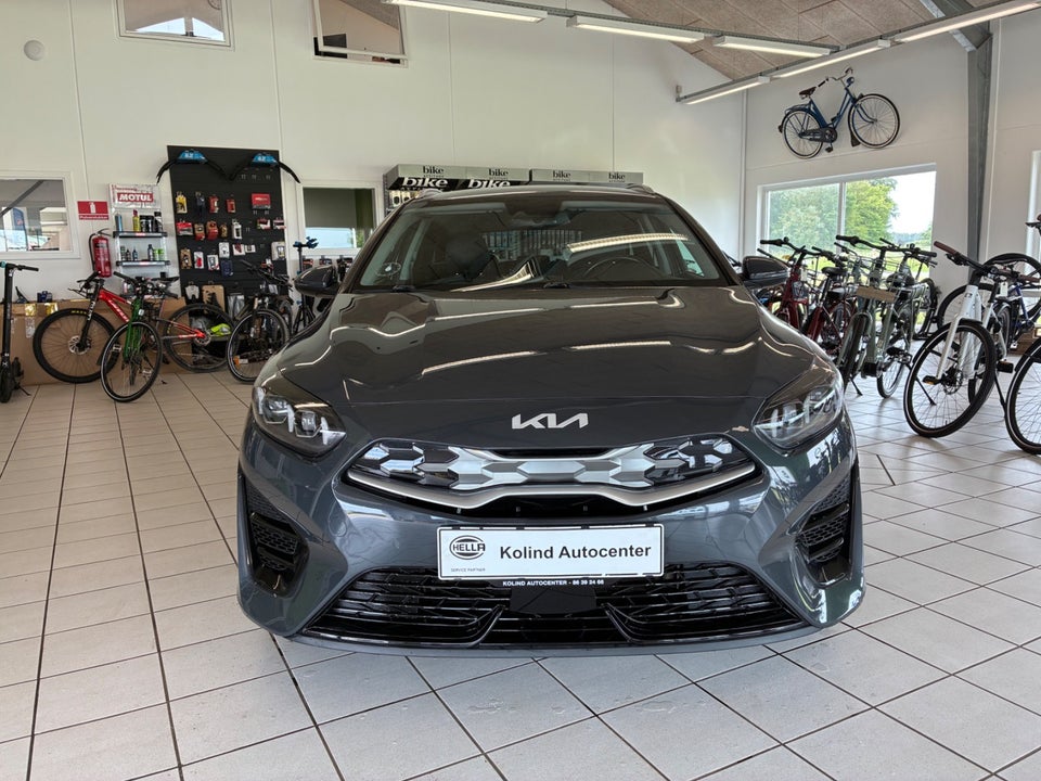 Kia Ceed 1,6 PHEV Upgrade Premium SW DCT 5d