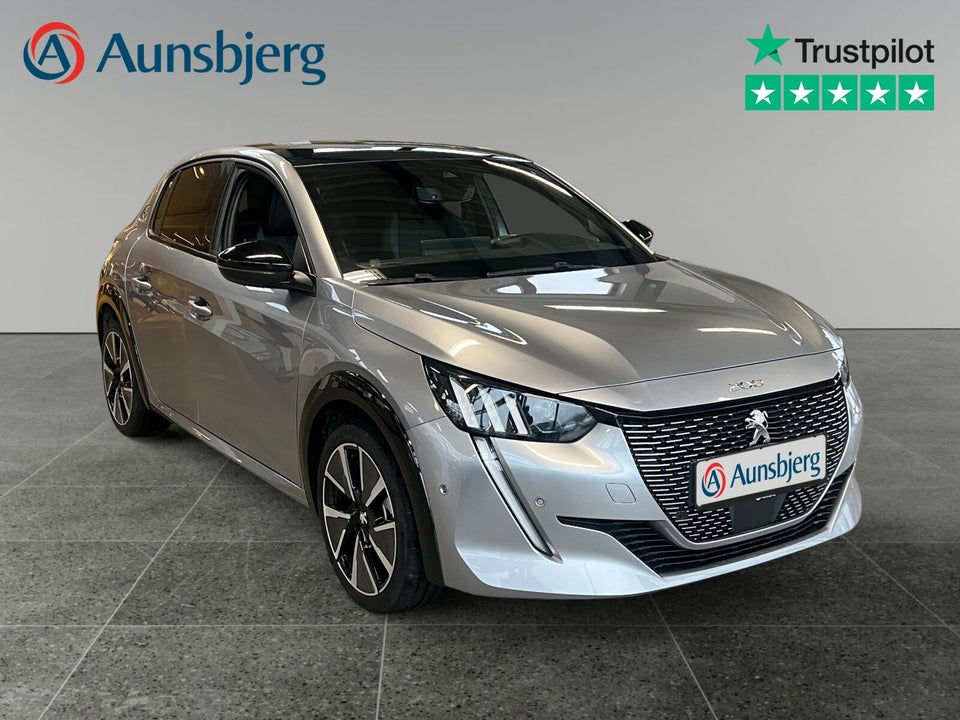 Peugeot e-208 50 GT 5d