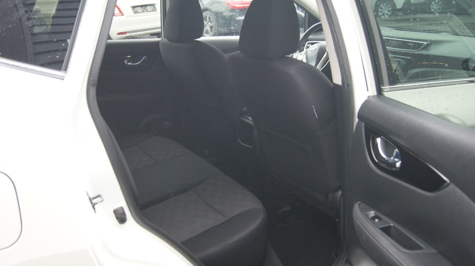 Nissan Qashqai 1,2 Dig-T 115 N-Connecta 5d