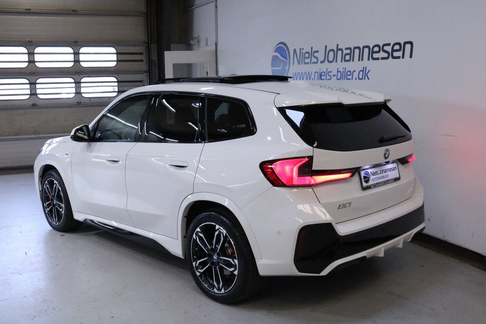 BMW iX1 eDrive20 M-Sport Pro 5d