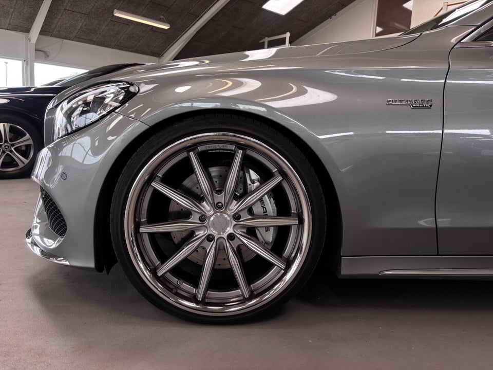 Mercedes C400 3,0 AMG Line stc. aut. 4Matic 5d