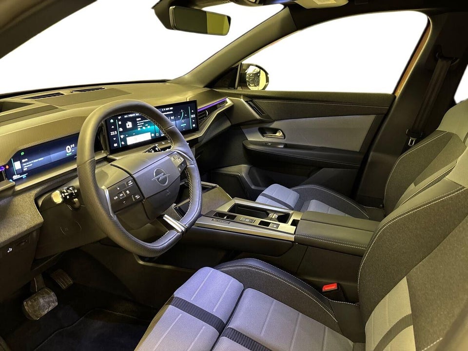 Opel Grandland-e 73 GS Sky 5d