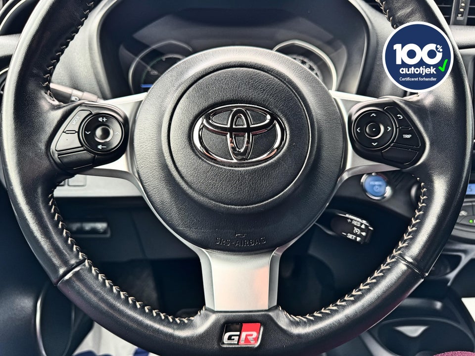 Toyota Yaris 1,5 Hybrid H3 GR Sport Smart e-CVT 5d
