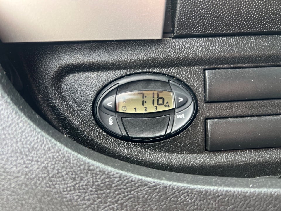 Peugeot Boxer 333 2,2 BlueHDi 165 L2H1 Premium