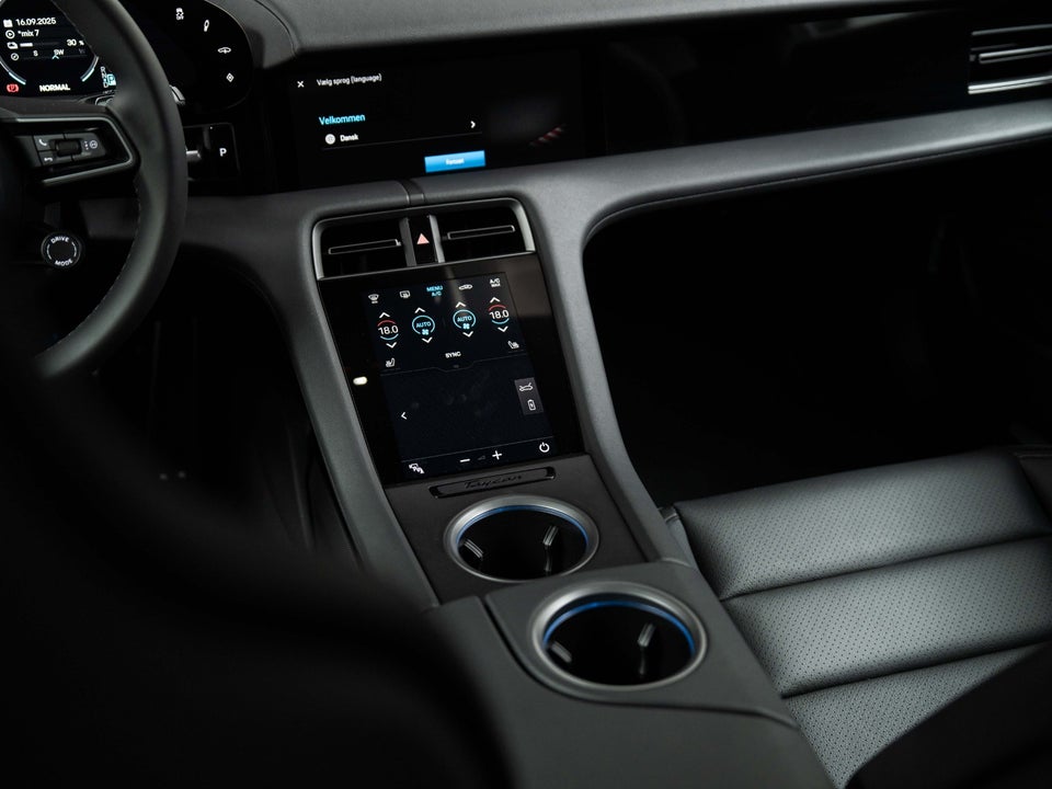 Porsche Taycan 4 Performance+ Cross Turismo 5d