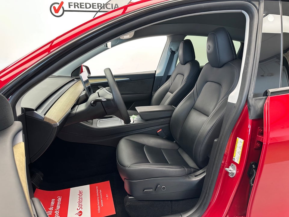 Tesla Model Y Long Range AWD 5d