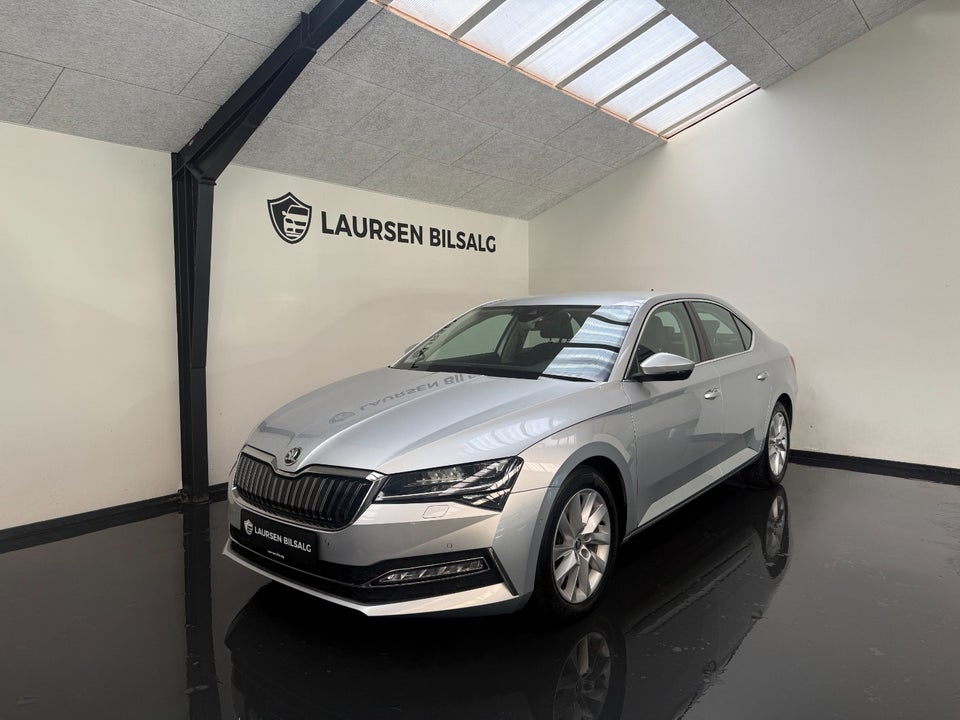 Skoda Superb 1,4 TSi iV Plus DSG 5d