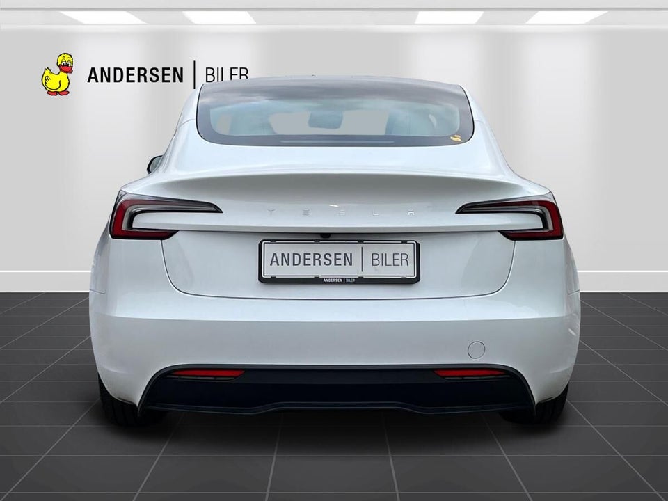 Tesla Model 3 RWD 4d