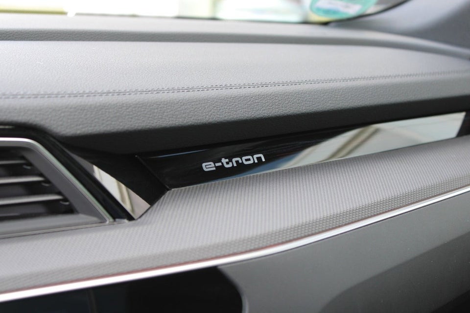 Audi e-tron 55 Black Edition S-line quattro 5d