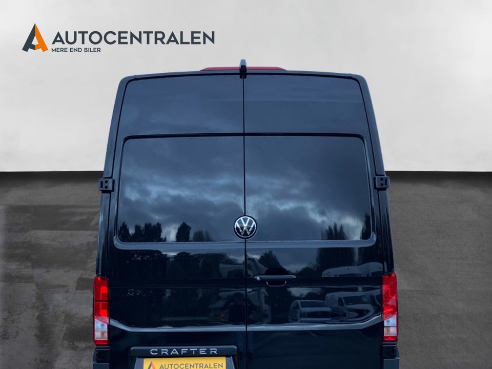 VW Crafter 35 2,0 TDi 177 Kassevogn L3H3 aut.
