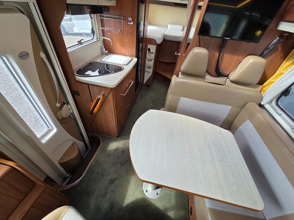 Euramobil Integra Line 2,3 JTD 655 EB 2d