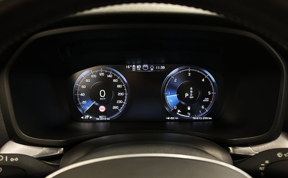 Volvo V60 2,0 B4 197 Momentum aut. 5d