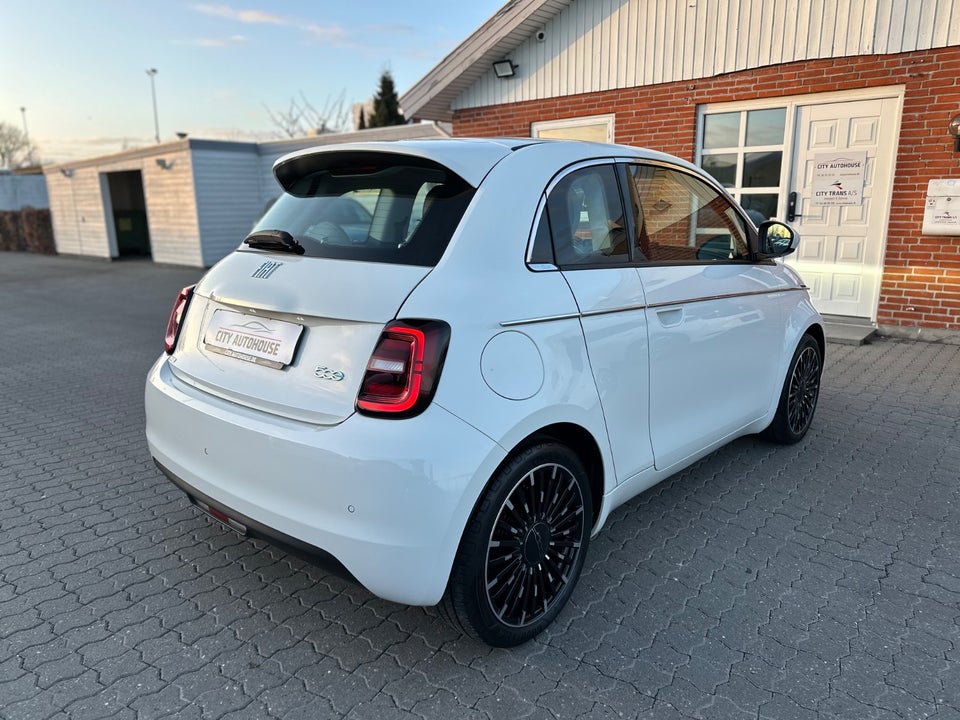 Fiat 500e 42 la Prima by Bocelli 3+1 4d