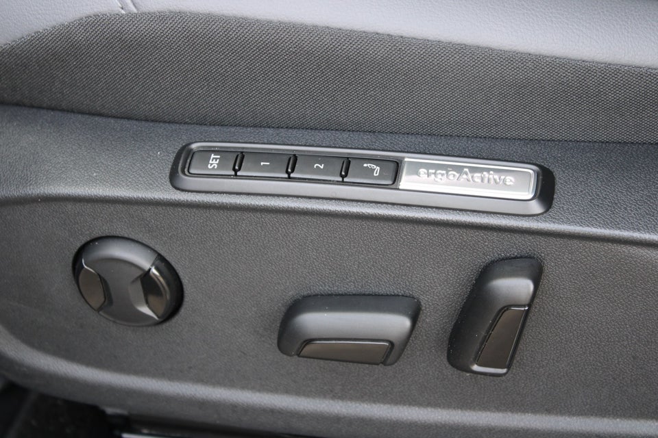 VW ID.4 77 Move+ 5d