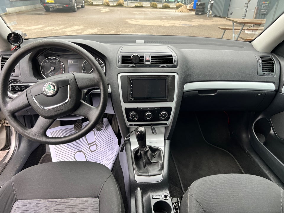 Skoda Octavia 1,4 TSi 122 Ambiente Combi 5d