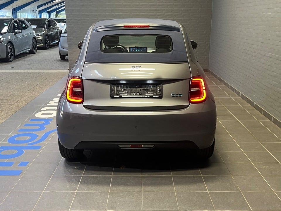 Fiat 500e 42 Icon Cabrio 2d