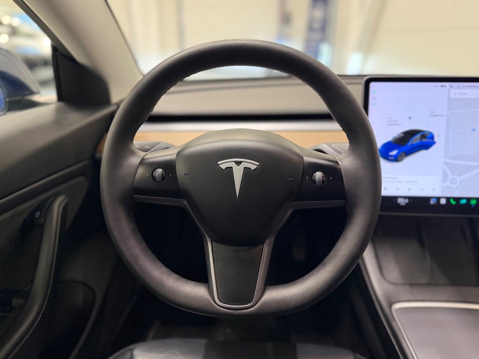 Tesla Model 3 Long Range AWD 4d