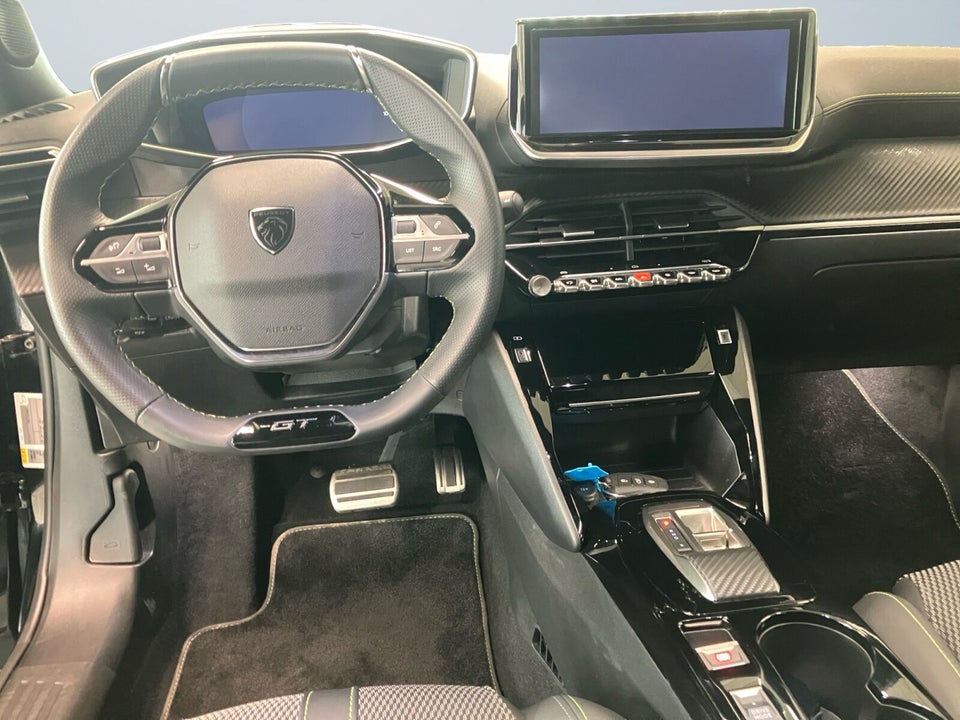 Peugeot e-2008 54 GT 5d