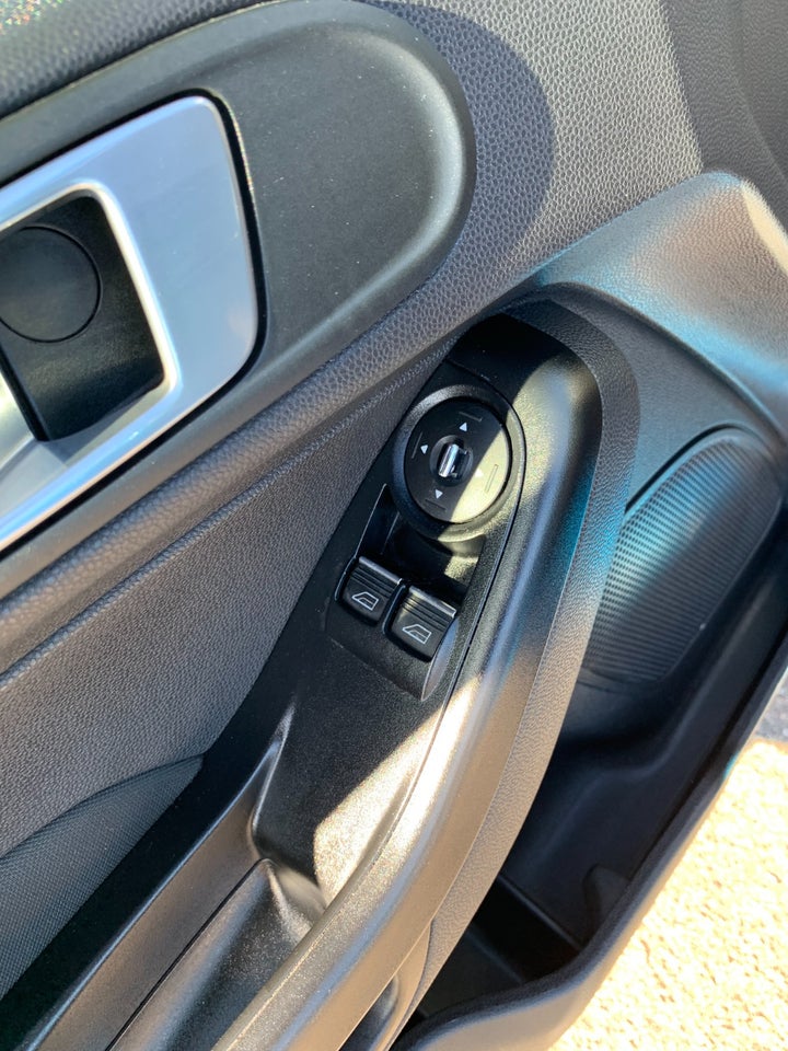 Ford Fiesta 1,0 65 Trend 5d