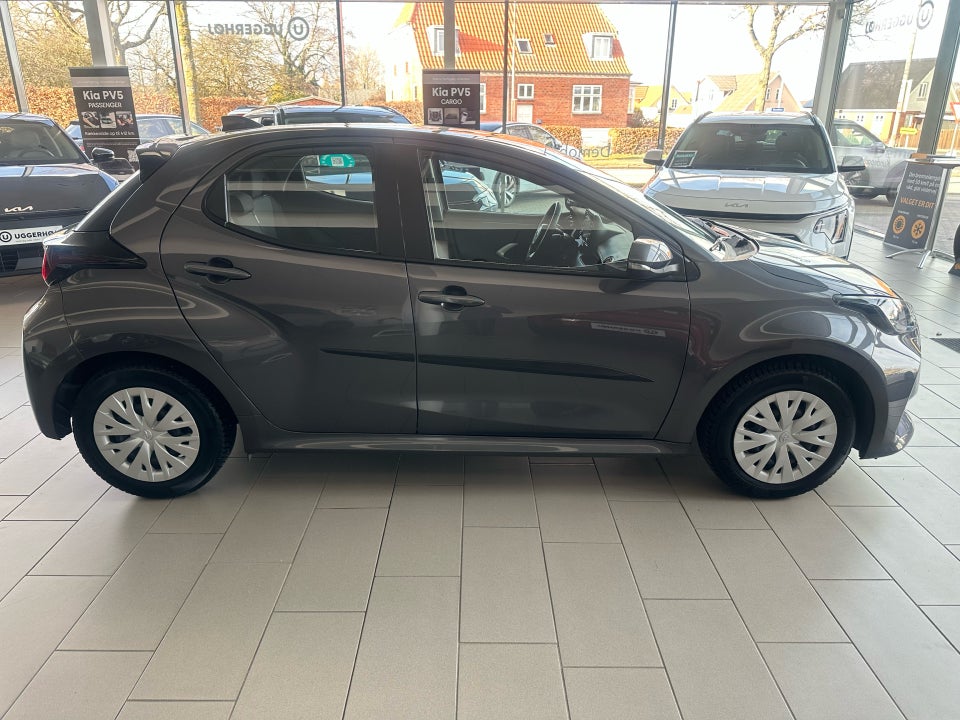 Toyota Yaris 1,5 Hybrid Essential Comfort e-CVT 5d