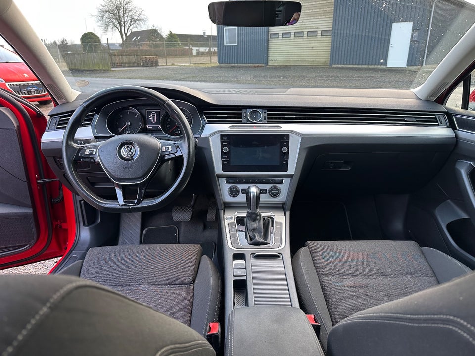 VW Passat 1,6 TDi 120 Highline Variant DSG 5d