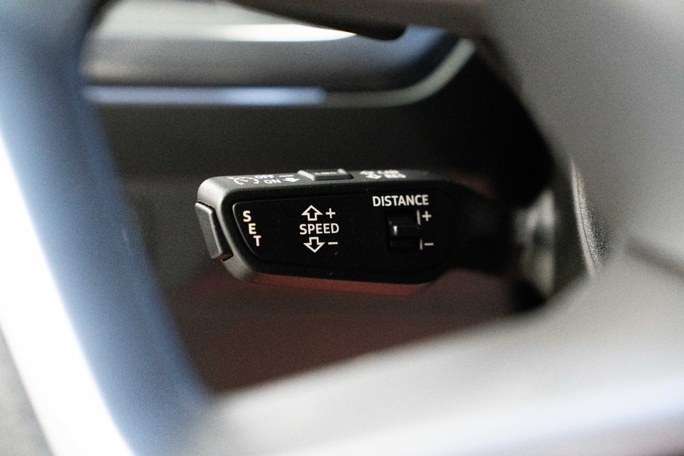 Audi Q4 e-tron 35 S-line 5d