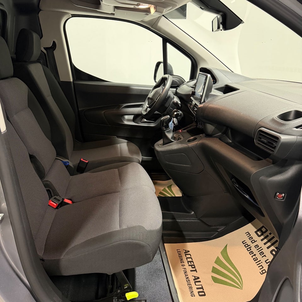 Peugeot Partner 1,5 BlueHDi 100 L2V2 Plus Van