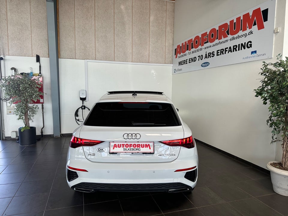 Audi A3 40 TFSi e S-line Sportback S-tr. 5d