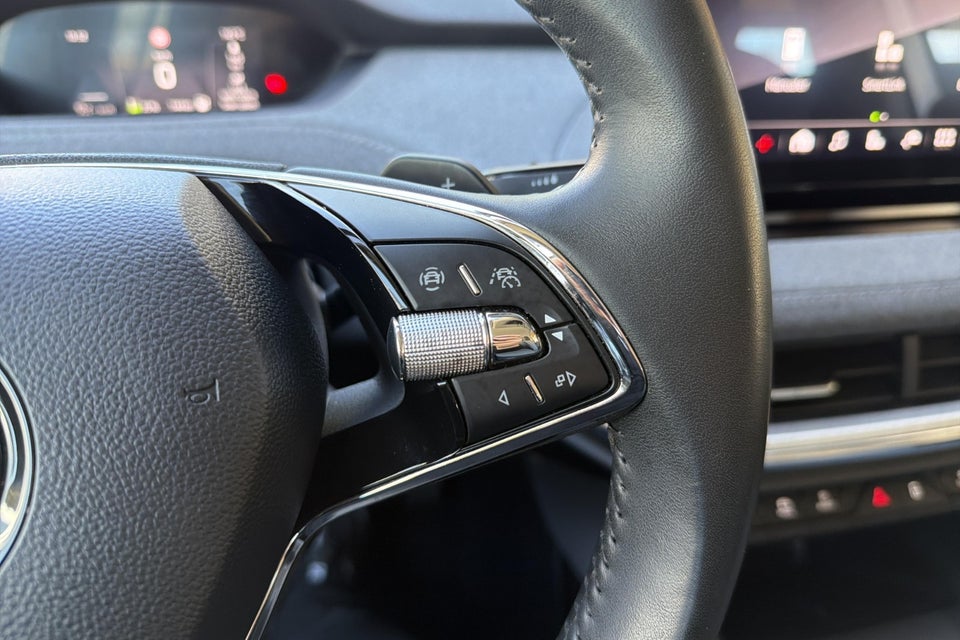 Skoda Enyaq 80 iV Loft 5d