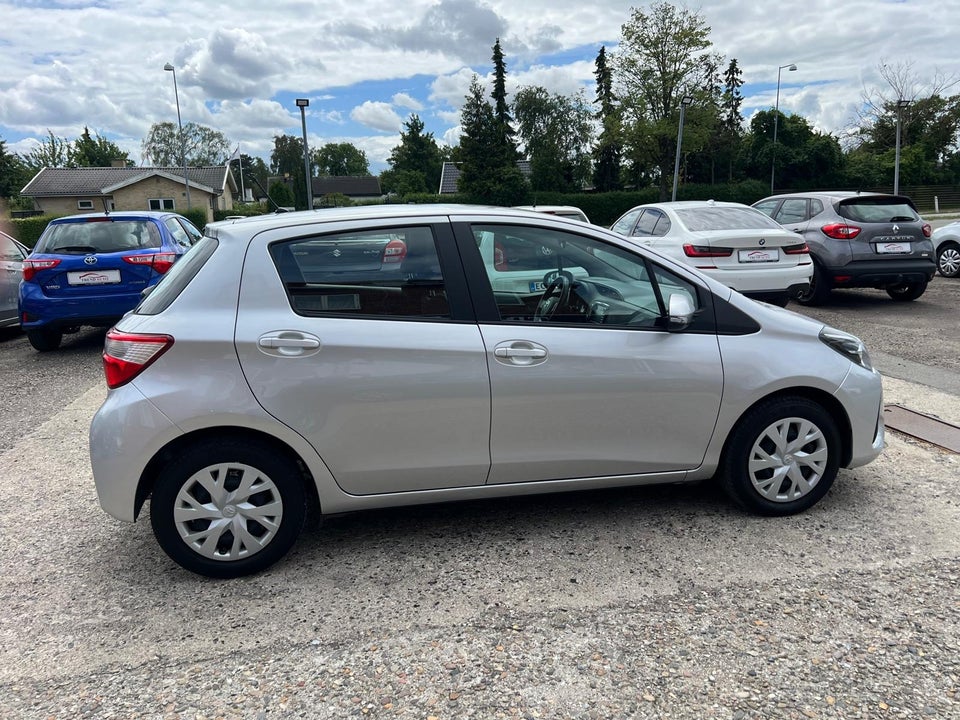 Toyota Yaris 1,5 Hybrid H2 e-CVT 5d