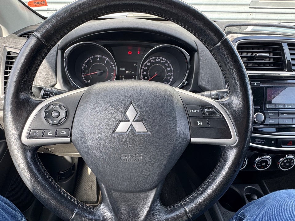 Mitsubishi ASX 1,6 Invite 5d