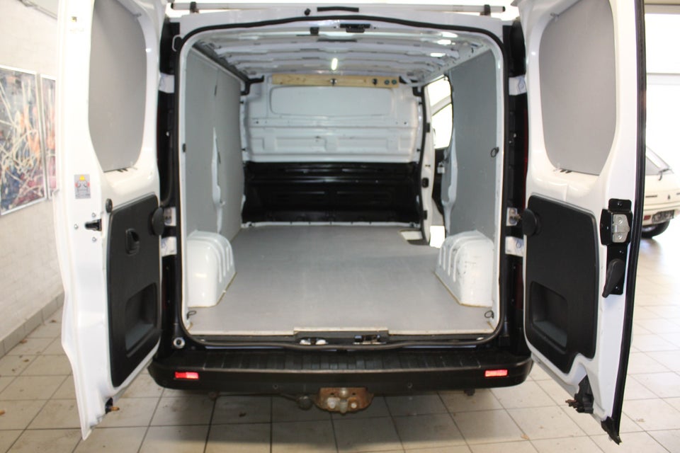 Renault Trafic T29 2,0 dCi 120 L2H1
