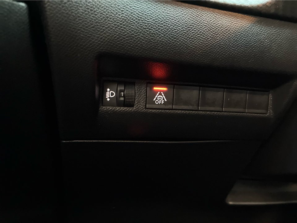 Peugeot 2008 1,2 PureTech 130 Selection EAT8 5d