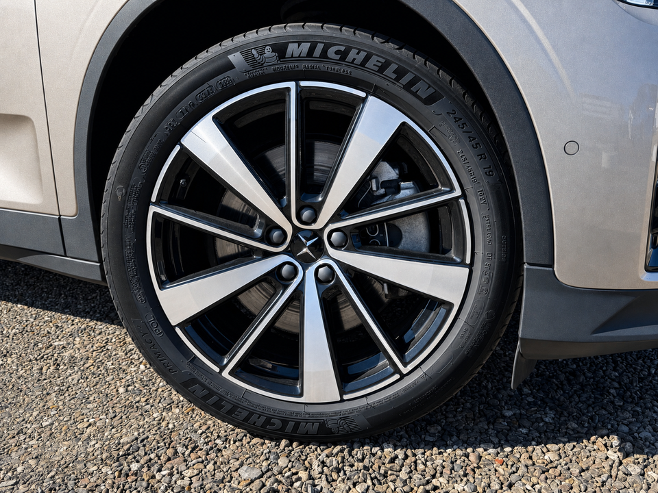 Polestar 2 Long Range AWD 5d