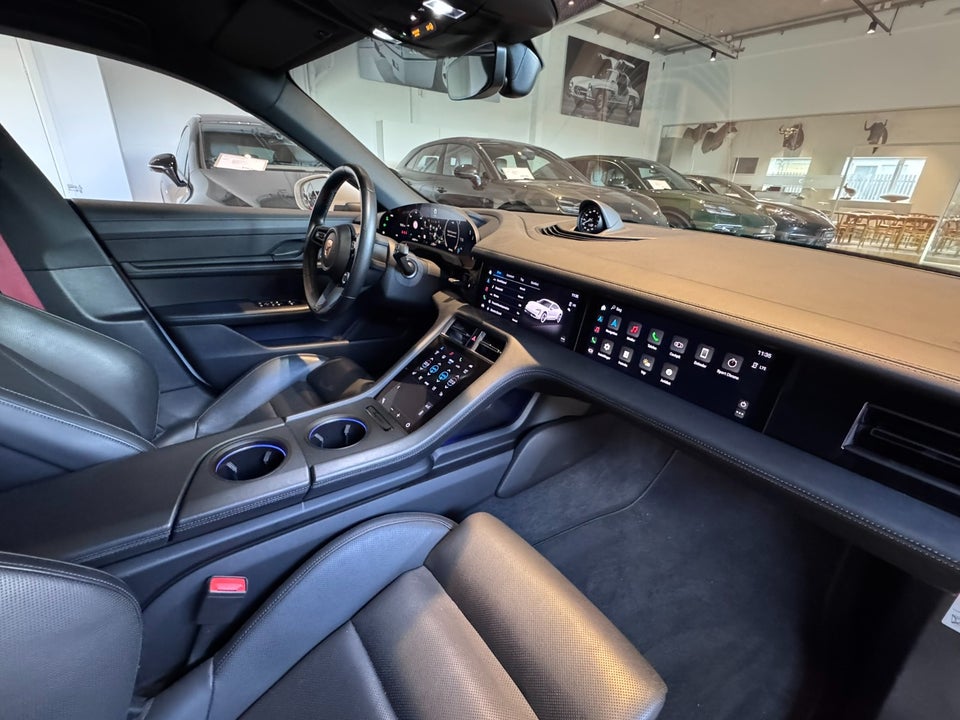 Porsche Taycan 4S Performance+ 4d