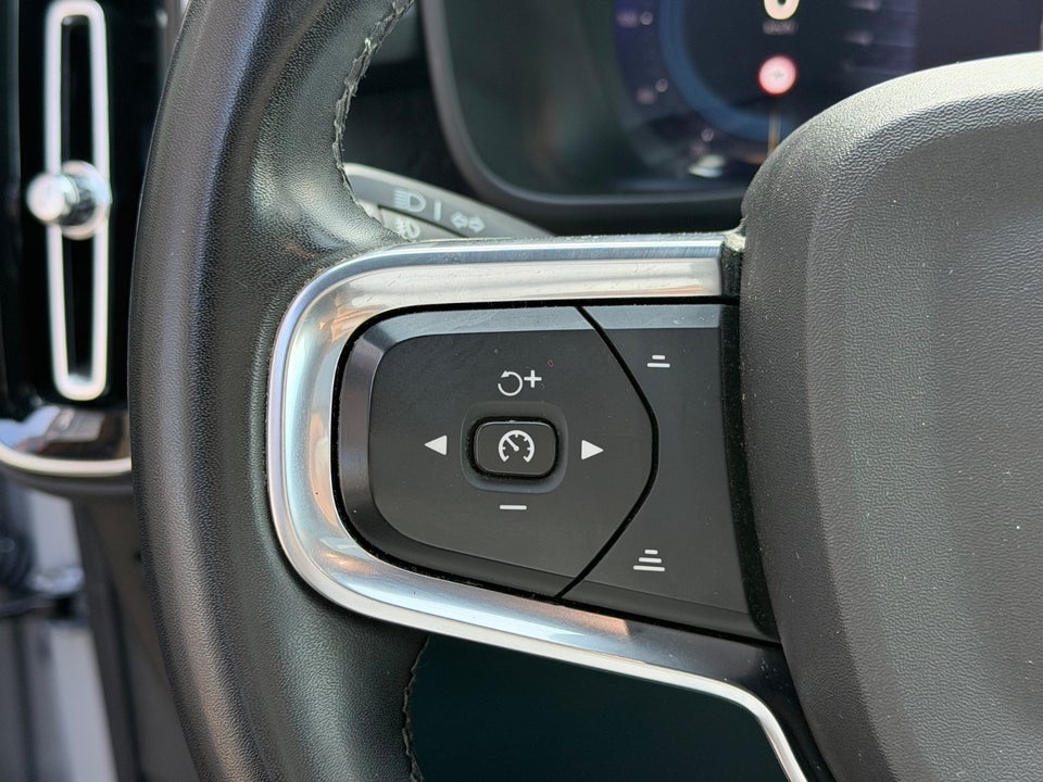 Volvo XC40 ReCharge Extended Range Ultimate 5d
