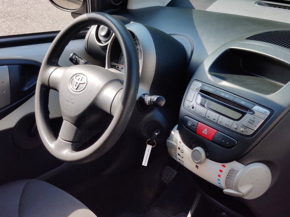 Toyota Aygo 1,0 VVT-i T2 Air 5d