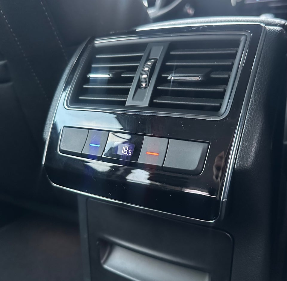 Skoda Superb 1,4 TSi 150 Style Combi DSG 5d