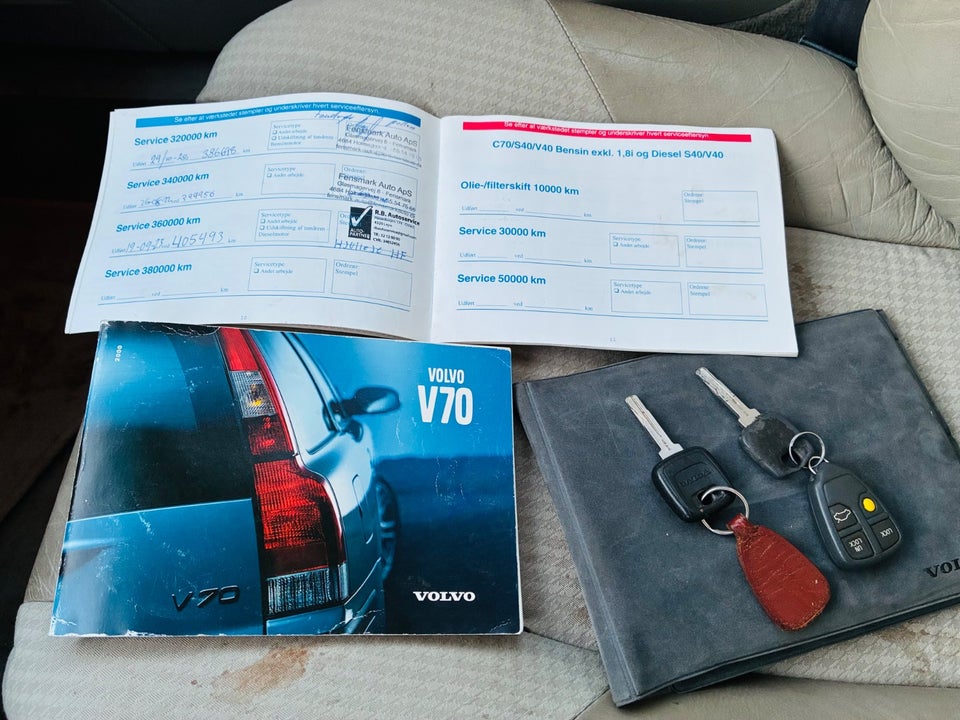 Volvo V70 2,3 T5 aut. 5d