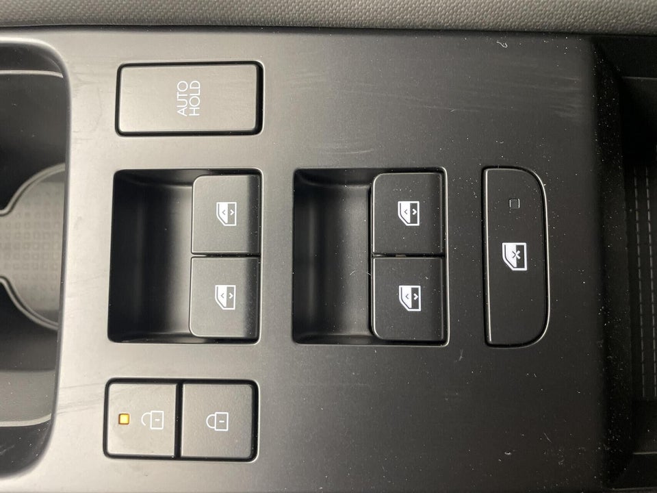 Hyundai Ioniq 6 53 Essential 4d