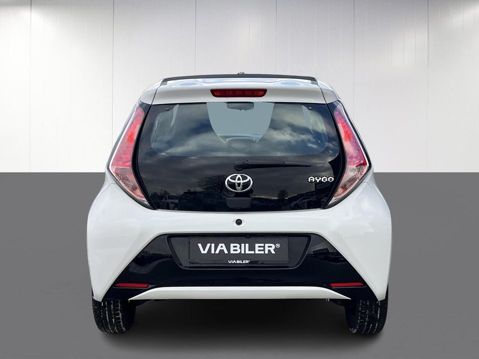 Toyota Aygo 1,0 VVT-i x-sky 5d