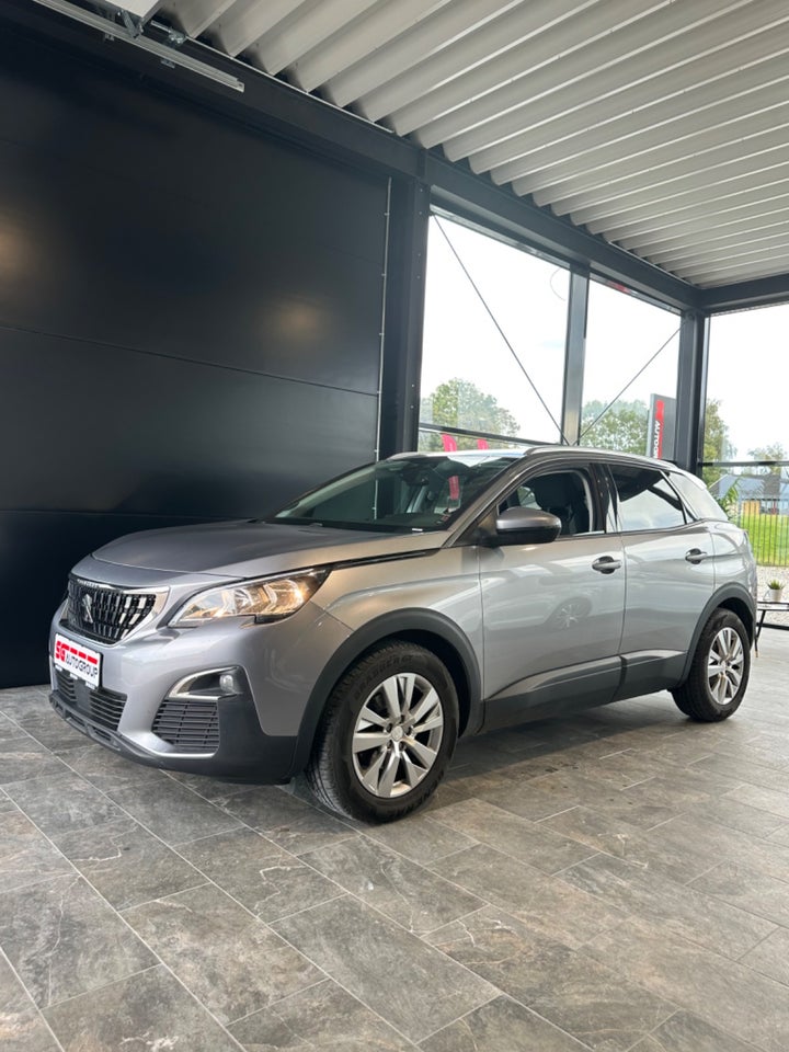 Peugeot 3008 1,2 e-THP 130 Active 5d