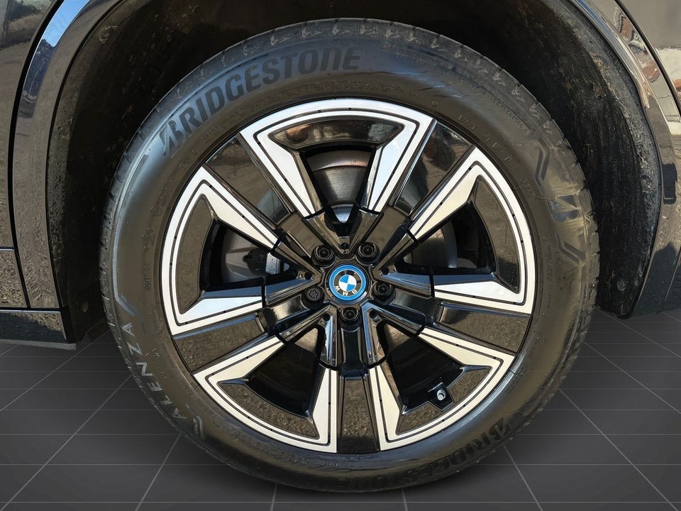 BMW iX3 Charged M-Sport 5d