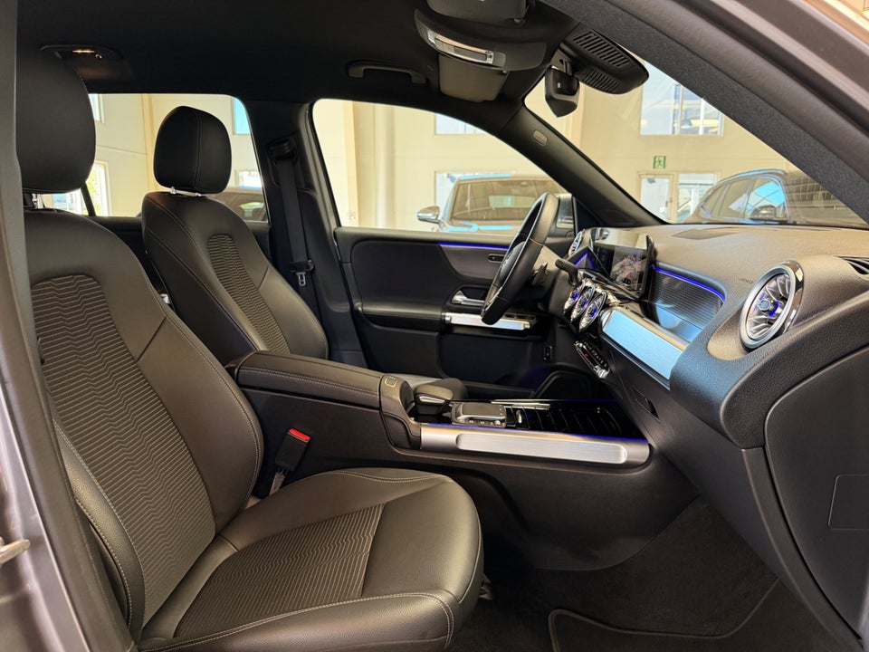 Mercedes EQB250 5d