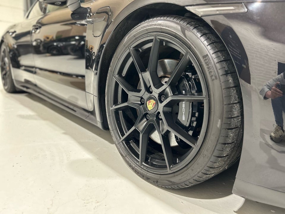 Porsche Taycan GTS Performance+ Sport Turismo 5d