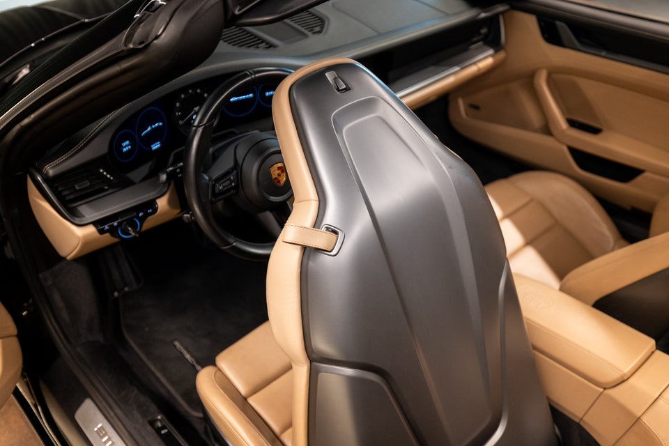 Porsche 911 Carrera 4S 3,0 Cabriolet PDK 2d
