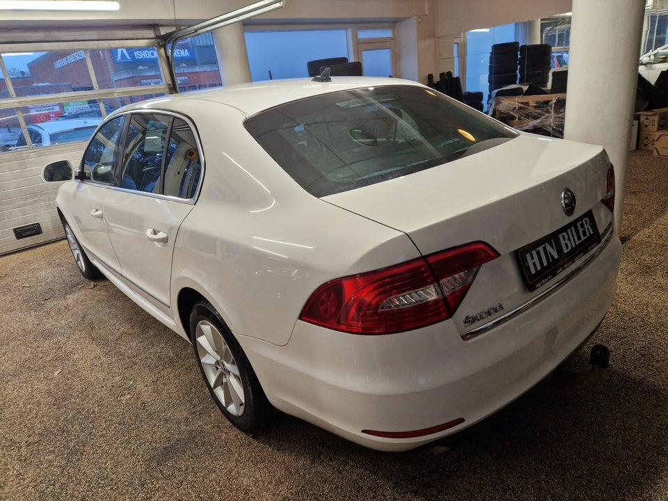 Skoda Superb 2,0 TDi 170 Elegance DSG 5d