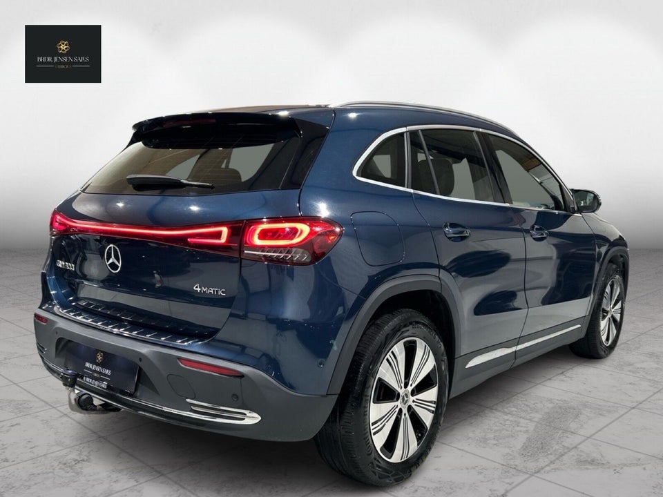 Mercedes EQA300 Progressive 4Matic 5d